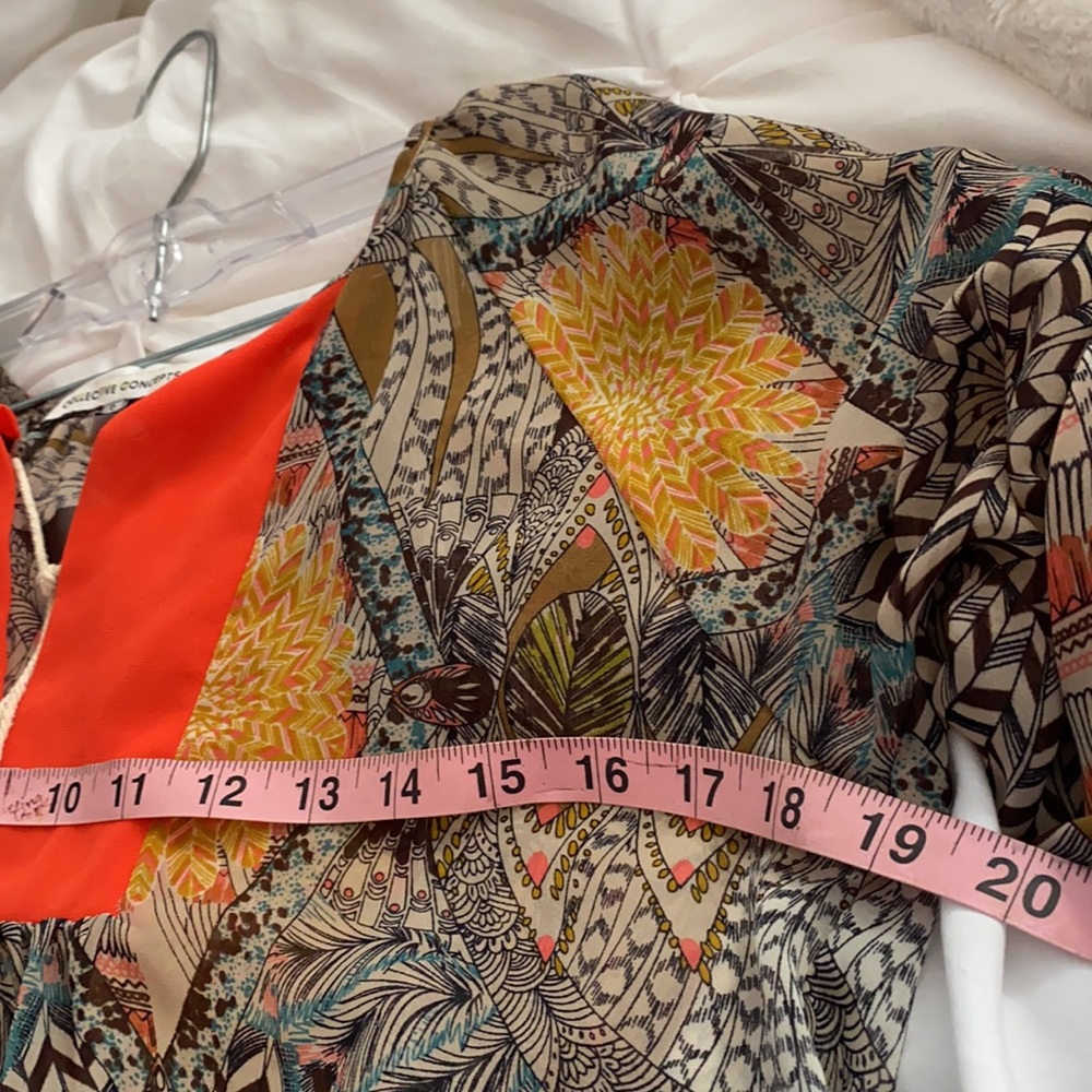 Sheer Flowy Fun Blouse - Picture 5 of 6